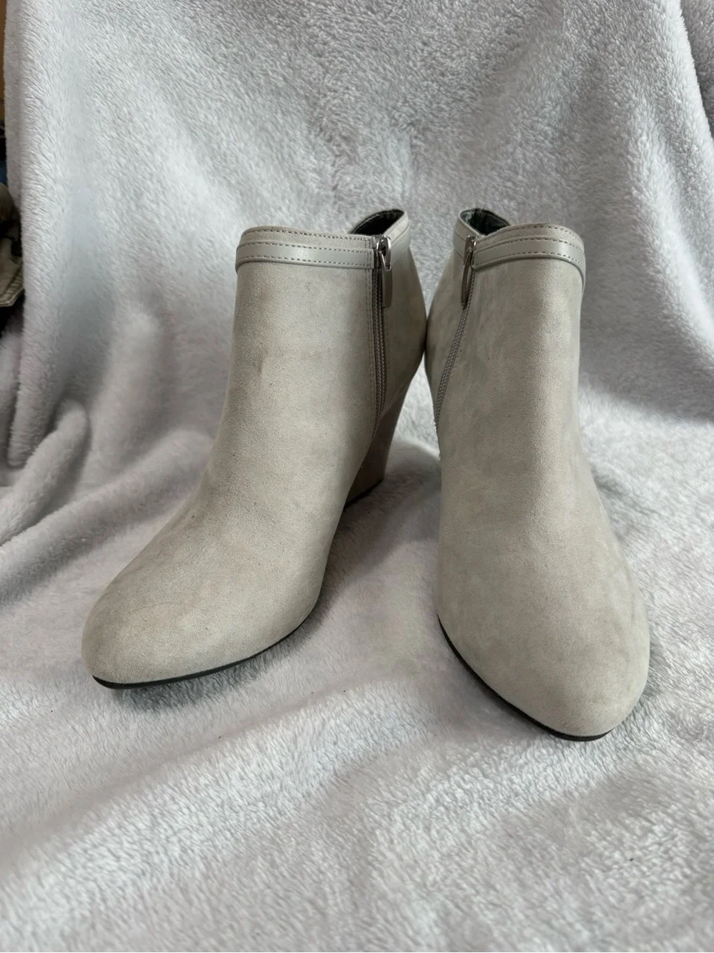 Xappeal Women's Light Gray Suede Ankle Booties with Side Zipper